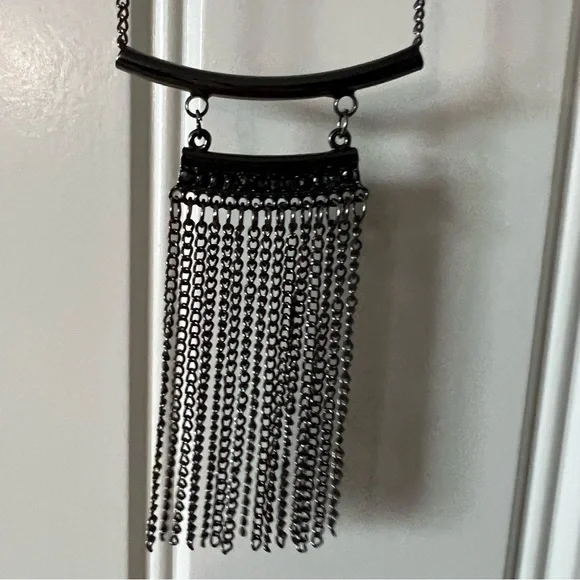 Paparazzi Gray Necklace and Earrings Set - Picture 4 of 7